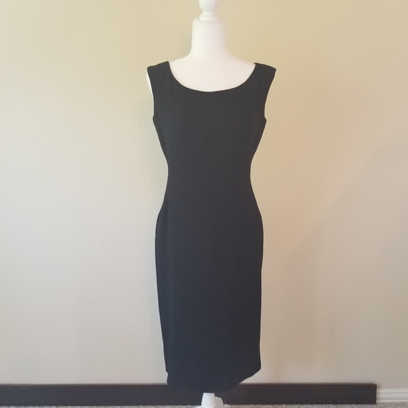 Maggy London Dresses & Skirts - MAGGY LONDON STRETCH BLACK SLEEVELESS DRESS SIZE 6